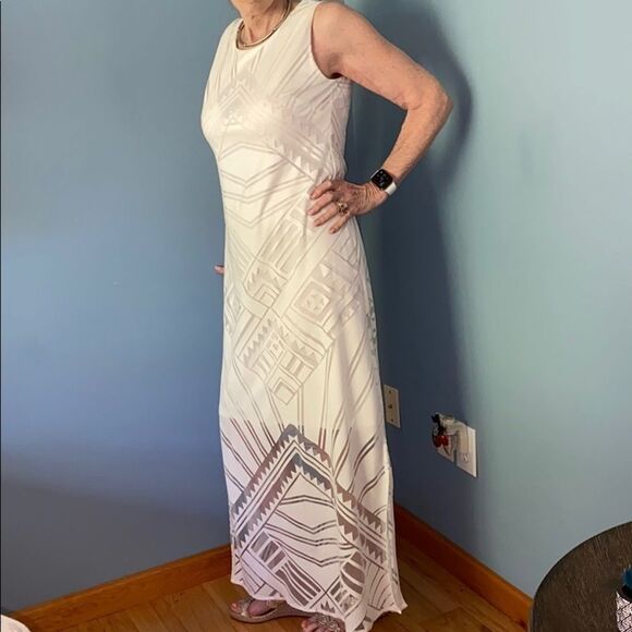 Chico’s Beautiful Summer Dress!! - Picture 3 of 9